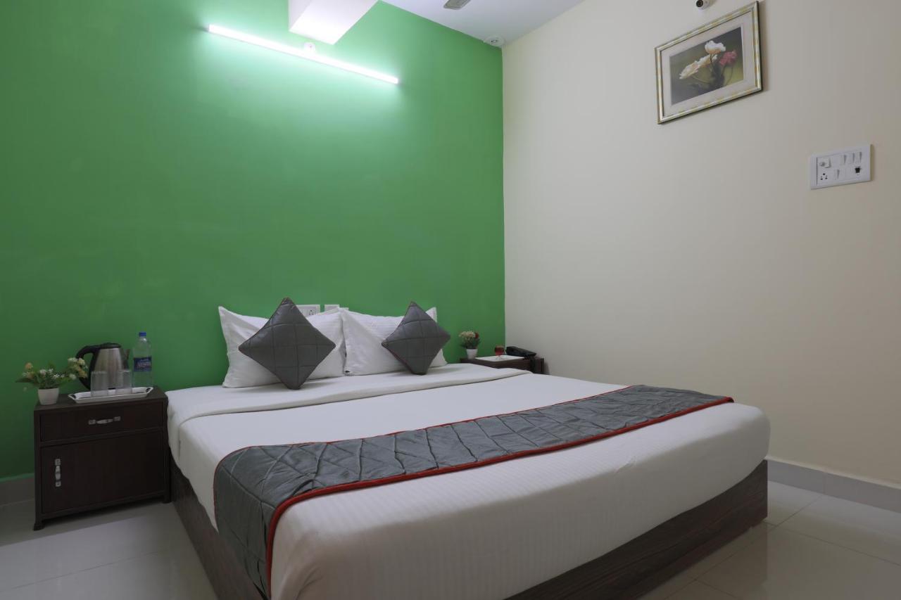 Green Tree Hotel-Near Vfs Global And Ramee Mall Chennai Exterior foto