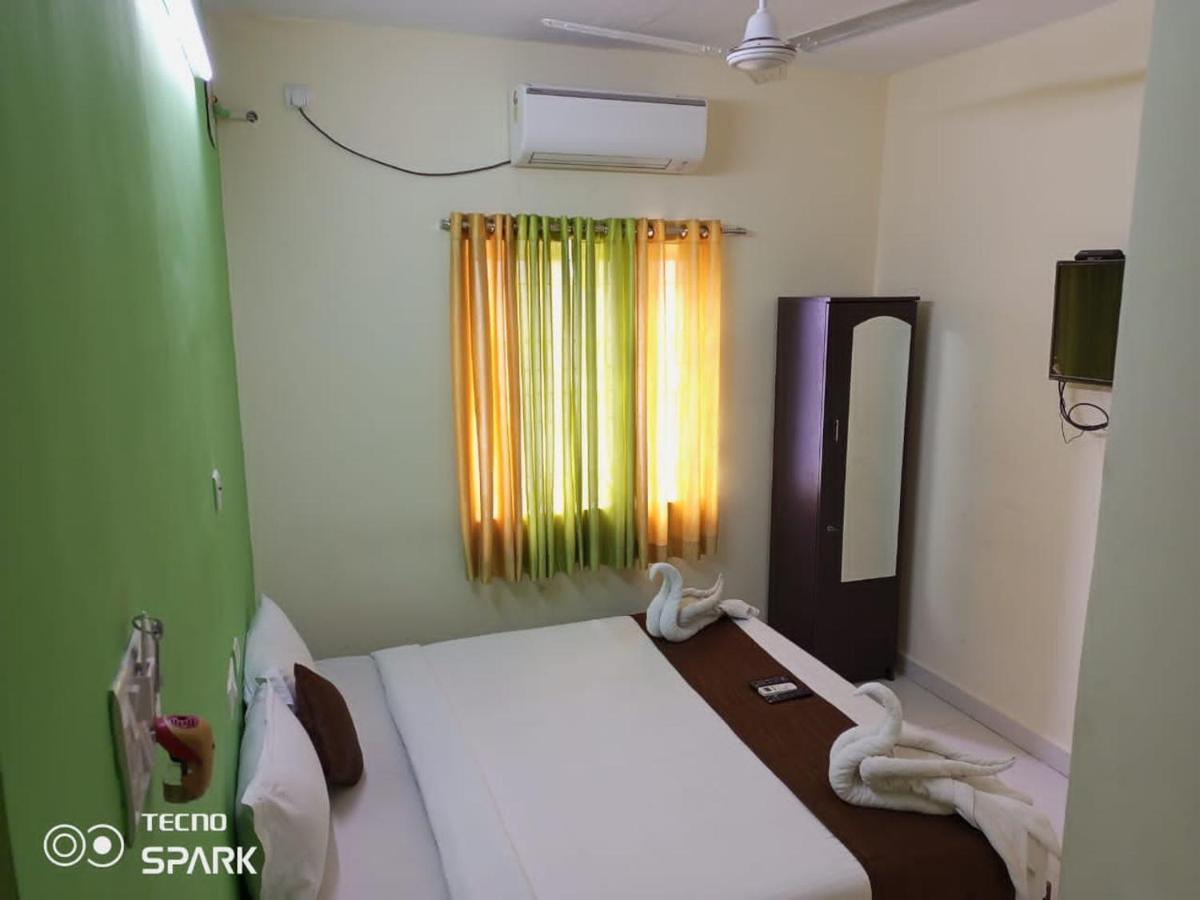 Green Tree Hotel-Near Vfs Global And Ramee Mall Chennai Exterior foto