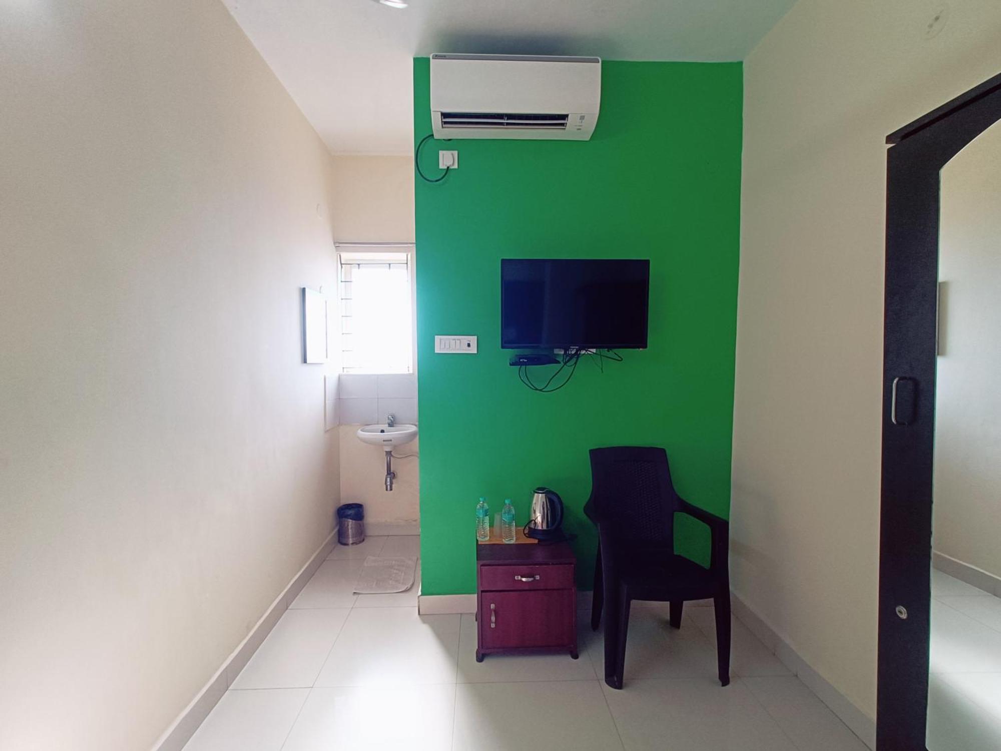 Green Tree Hotel-Near Vfs Global And Ramee Mall Chennai Exterior foto
